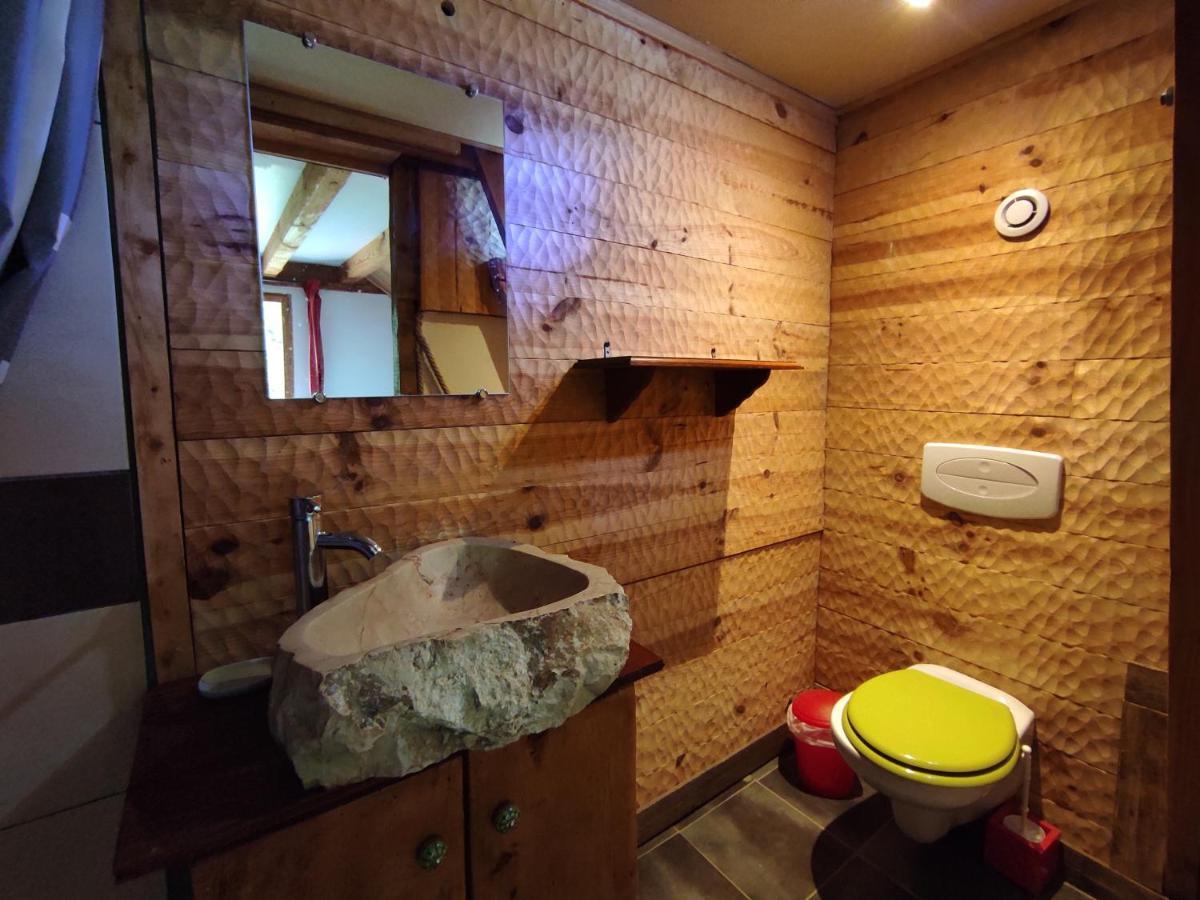 Bed and Breakfast Le Pre De La Fontaine Billiere Экстерьер фото