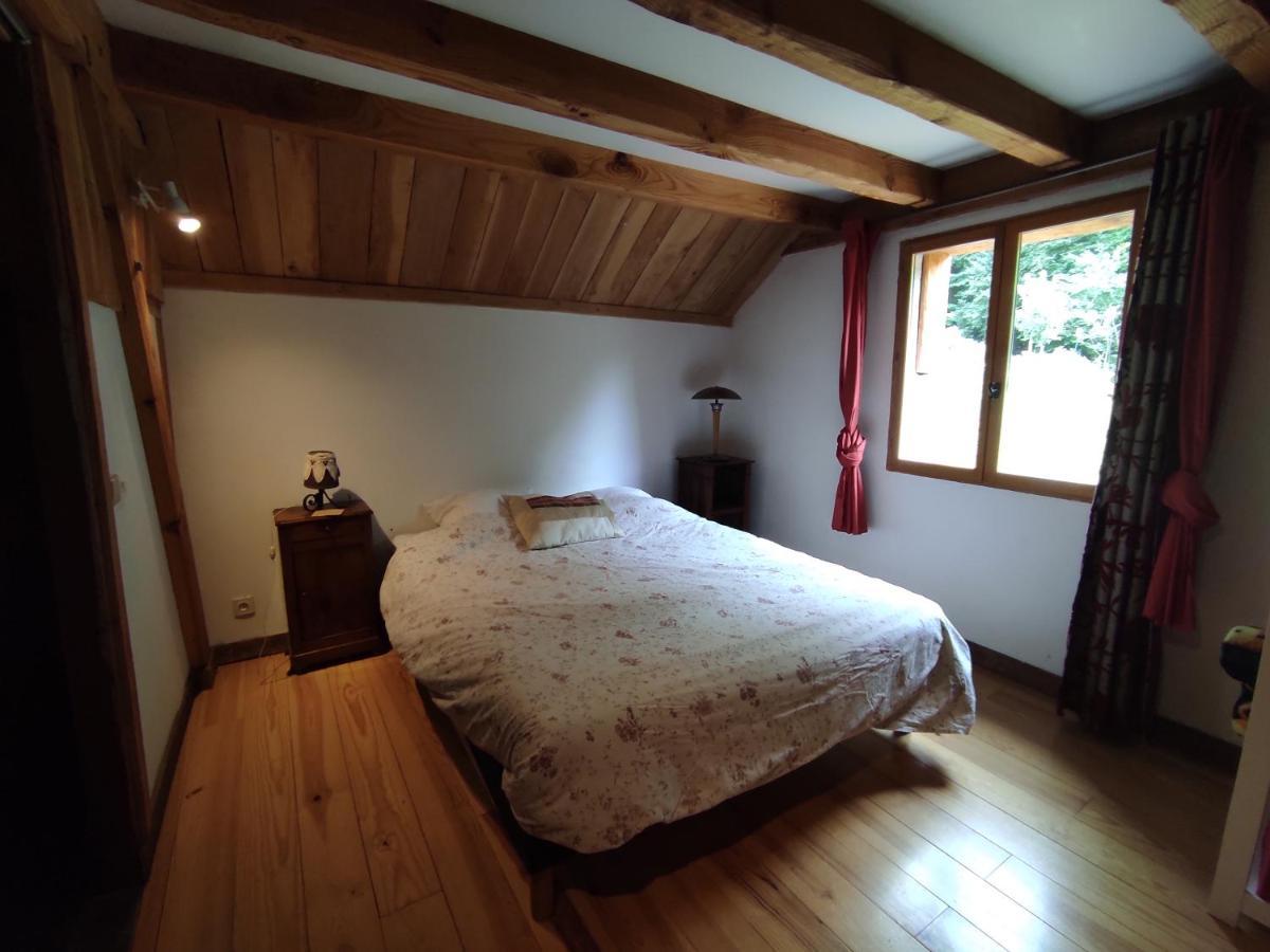 Bed and Breakfast Le Pre De La Fontaine Billiere Экстерьер фото