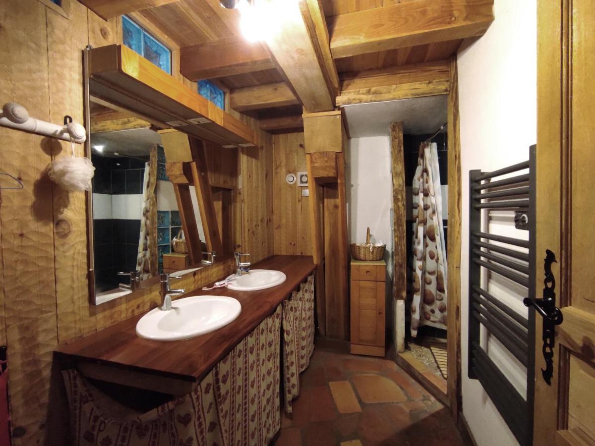 Bed and Breakfast Le Pre De La Fontaine Billiere Экстерьер фото
