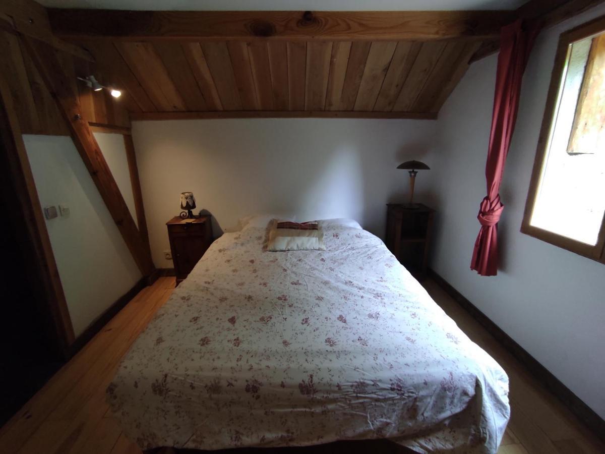 Bed and Breakfast Le Pre De La Fontaine Billiere Экстерьер фото